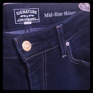 Levi’s Signature Jeans